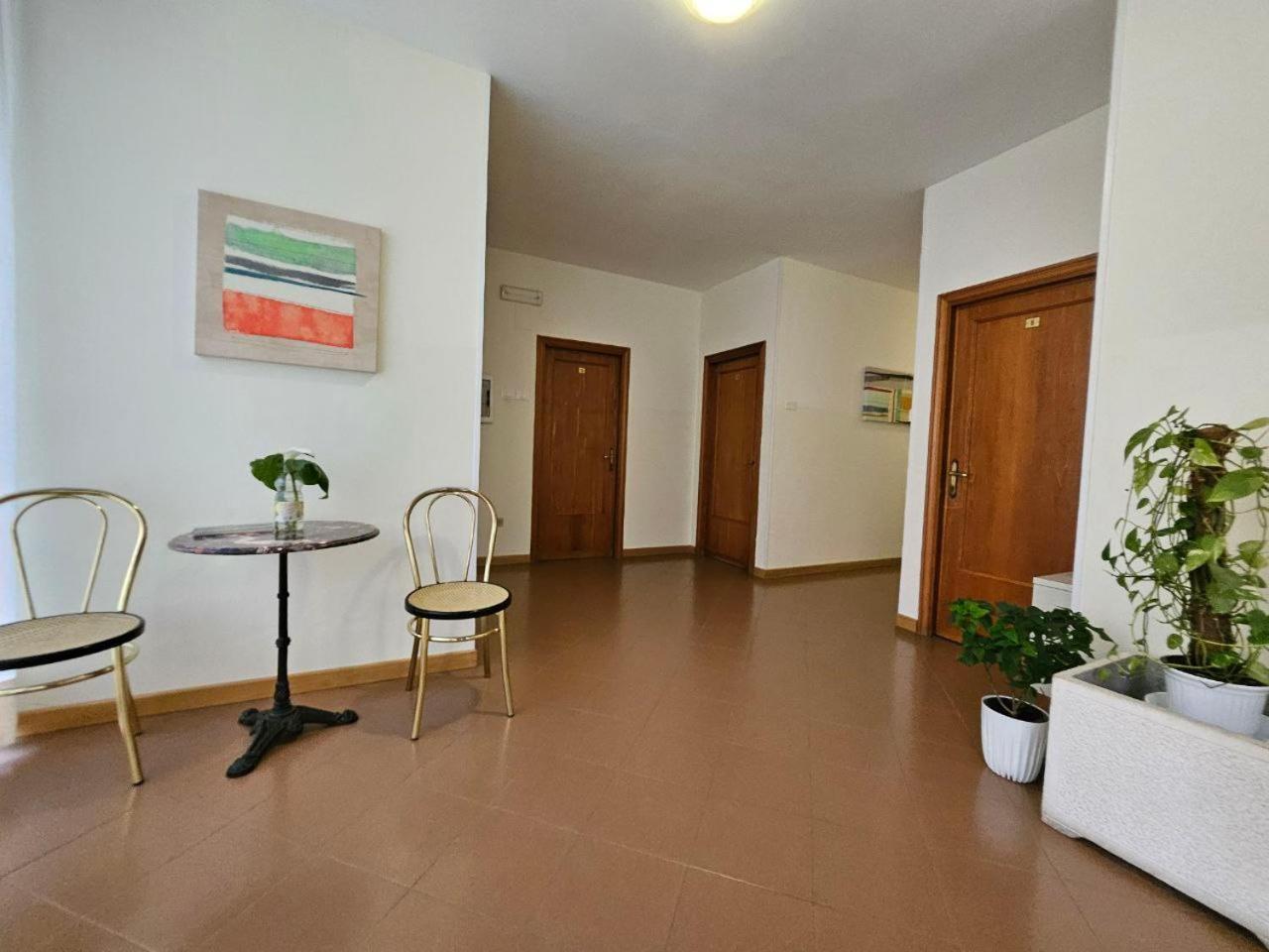 Albergo Nyers Perugia Zewnętrze zdjęcie