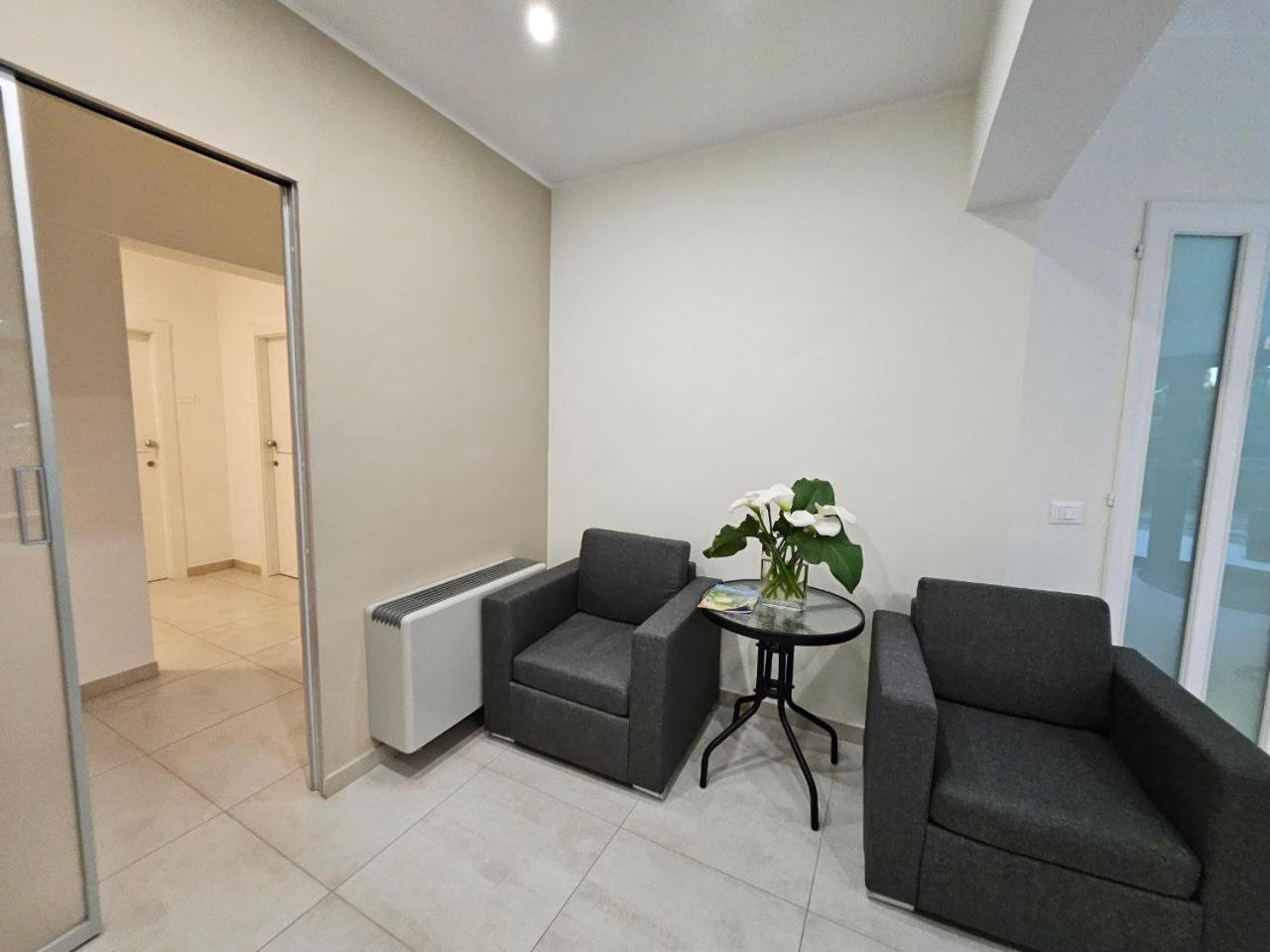 Albergo Nyers Perugia Zewnętrze zdjęcie